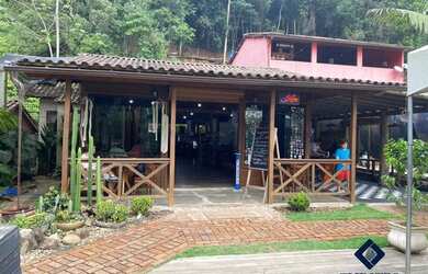 Imagem: O depósito possui 450m² de Área e está localizado em Domingos