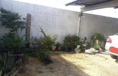 Imagem: A casa possui 3 Dormitórios, 1 Banheiro, 4 Vagas na garagem