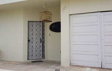 Imagem: A casa em condomínio possui 3 Dormitórios, 3 Banheiros, 3