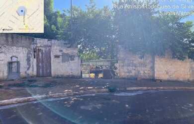 Imagem: O terreno possui 3.939m² de Área e está localizado em Santa