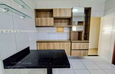 Imagem: A casa em condomínio possui 3 Dormitórios, 3 Banheiros, 2