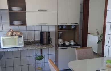 Imagem: O apartamento possui 2 Dormitórios, 1 Banheiro, 65m² de Área