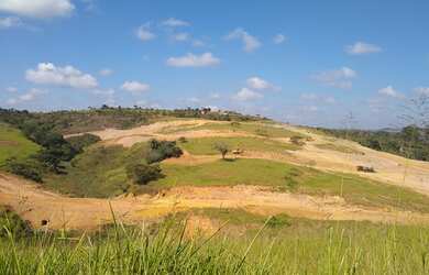 Imagem: O terreno possui 360m² de Área, Vista para o mar e está