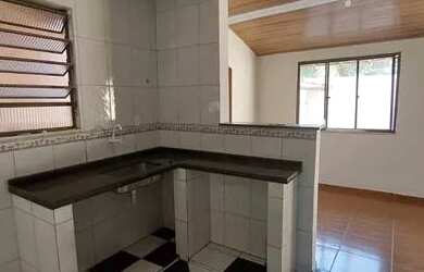 Imagem: A casa possui 2 Dormitórios, 2 Banheiros, 100m² de Área e