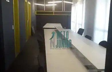 Imagem: O depósito possui 1 Vaga na garagem, 49m² de Área e está