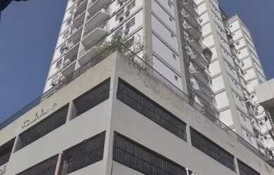 Imagem: O apartamento possui 2 Dormitórios, 3 Banheiros, 1 Vaga na