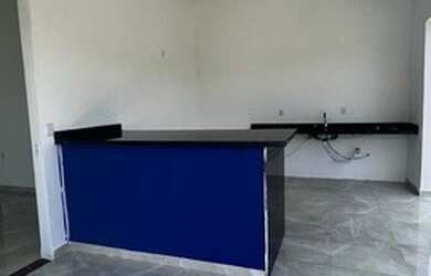 Imagem: A casa possui 1 Dormitório, 1 Banheiro, 4 Vagas na garagem