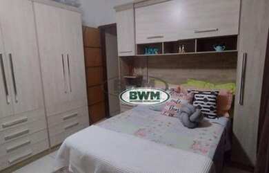 Imagem: A casa à venda possui 2 Dormitórios, 2 Banheiros, 2 Vagas