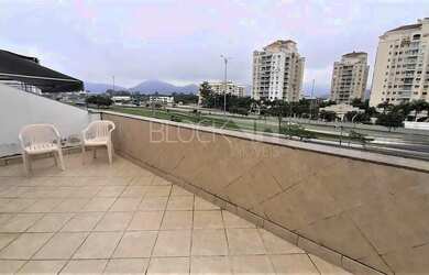 Imagem: O apartamento na cobertura possui 1 Dormitório, 1 Banheiro