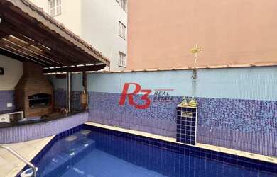 Imagem: A casa possui 3 Dormitórios, 1 Banheiro, 2 Vagas na garagem