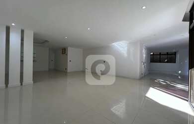 Imagem 2: Cobertura linear única de 352m² 5 quartos com direito ao uso de laje...