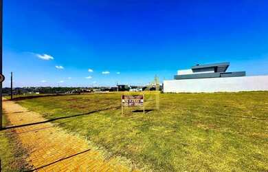 Imagem: O terreno possui 174m² de Área e está localizado em São