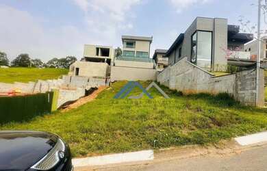 Imagem: O terreno possui 358m² de Área e está localizado em Colinas