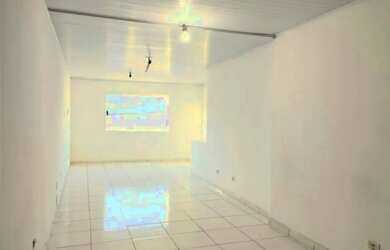 Imagem: O depósito possui 32m² de Área e está localizado em Jardim