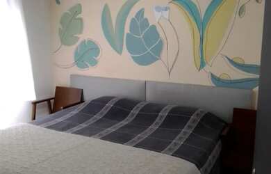 Imagem: A casa possui 3 Dormitórios, Acomodam 7 pessoas, 4 Vagas na