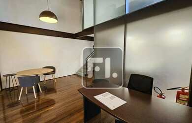 Imagem: O depósito possui 2 Vagas na garagem, 93m² de Área e Imóvel