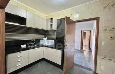 Imagem 12: Casa com 4 dormitórios sendo 2 suíte e 5 vagas de garagem no Jardim...