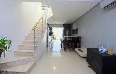 Imagem 7: Casa em Porto Alegre, no bairro Hípica, com 2 dormitório s , à venda