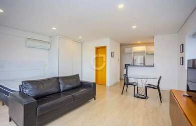 Imagem 4: Studio mobiliado no Centro de Curitiba 56m² Universe Life Square