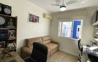 Imagem 9: Casa em Hípica. Piscina, Ar-condicionado, Área de serviçoeLareira