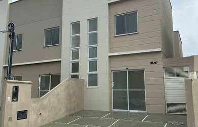 Imagem: A casa em condomínio possui 2 Dormitórios, 2 Banheiros e 2