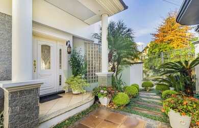 Imagem 2: Casa Residencial para Locação e Venda no bairro Cristo Rei em São Leopoldo