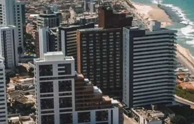 Imagem: O apartamento possui 1 Dormitório, 1 Banheiro, 1 Vaga na garagem