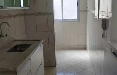 Imagem: O apartamento possui 1 Dormitório, 1 Banheiro, 1 Vaga na garagem