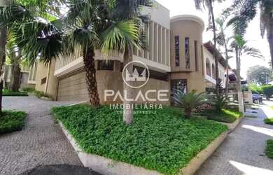 Imagem: O depósito possui 3 Vagas na garagem, 394m² de Área e está