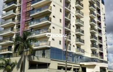 Imagem: O apartamento possui 3 Dormitórios, 1 Banheiro, 3 Vagas na