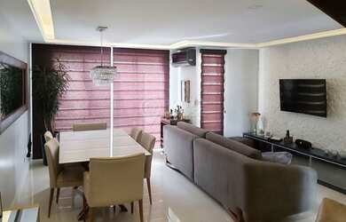 Imagem: A casa em condomínio possui 3 Dormitórios, 3 Banheiros, 2