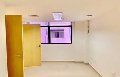 Imagem: A casa possui 1 Dormitório, 1 Banheiro, 30m² de Área e está