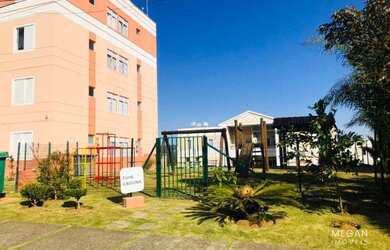 Imagem: O apartamento possui 2 Dormitórios, 1 Banheiro, 1 Vaga na garagem