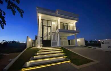 Imagem: A casa em condomínio possui 4 Dormitórios, 5 Banheiros, 4