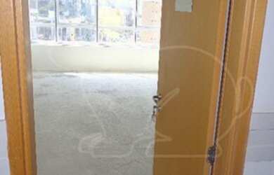 Imagem: O depósito possui 1 Vaga na garagem, 45m² de Área e Imóvel