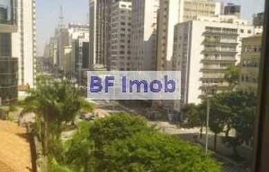 Imagem 13: MEIO ANDAR na Paulista com bicicletário e linda vista