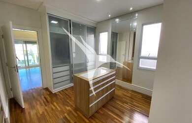 Imagem 5: SANTANA DE PARNAIBA - Casa Padrão - Alphaville