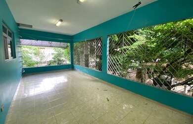 Imagem: A casa em condomínio possui 2 Dormitórios, 2 Banheiros, 5