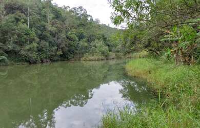 Imagem: O terreno possui 1.000m² de Área e está localizado em Centro