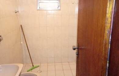 Imagem 1: EDUARDO . CASA EM SÃO PAULO NA ZONA SUL, LOCALIZADA NO JARDIM GUANHEMBU!