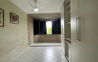 Imagem: A casa em condomínio possui 2 Dormitórios, 3 Banheiros, 2