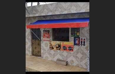 Imagem: A casa possui 3 Dormitórios, 1 Banheiro e está localizado