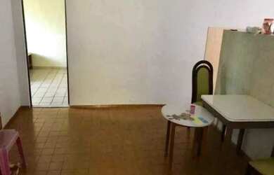 Imagem 4: Casa para venda com 90 metros quadrados com 2 quartos em Fazenda Coutos...