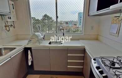 Imagem: O apartamento possui 3 Dormitórios, 1 Banheiro, 1 Vaga na garagem