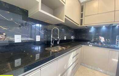 Imagem: A casa em condomínio possui 3 Dormitórios, 4 Banheiros, 2