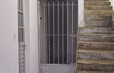 Imagem: A casa possui 2 Dormitórios, 1 Banheiro e está localizado