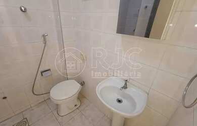 Imagem 6: Kitnet/Conjugado - / Residencial / Centro