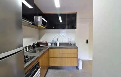 Imagem: O apartamento possui 2 Dormitórios, 2 Banheiros, 1 Vaga na