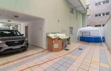 Imagem 12: Casa Sobrado, 4 Quartos, 5 Vagas, à Venda, no Água Verde, em Curitiba....