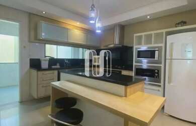 Imagem 3: Apartamento amplo mobiliado na orla da praia